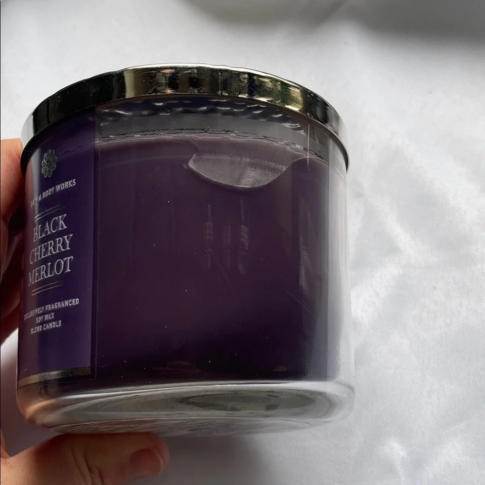 Bath & Body Works perfect black